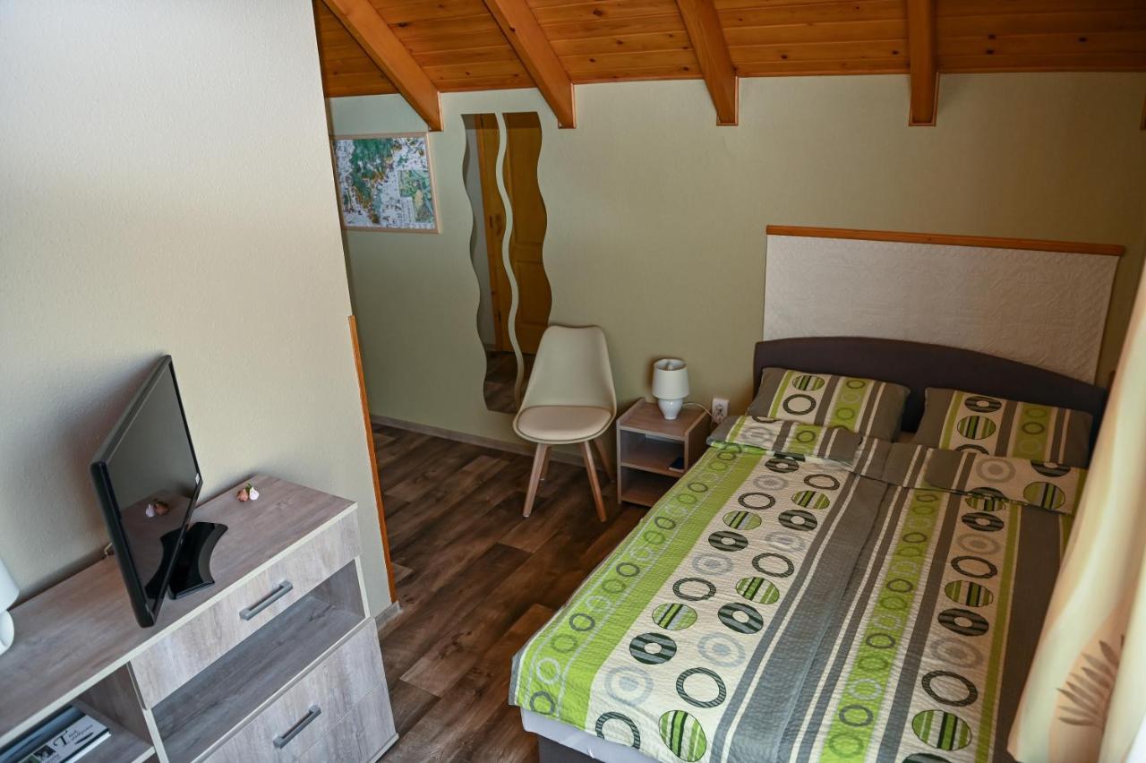 Angela Vendeghaz Hotel Tokaj Ngoại thất bức ảnh