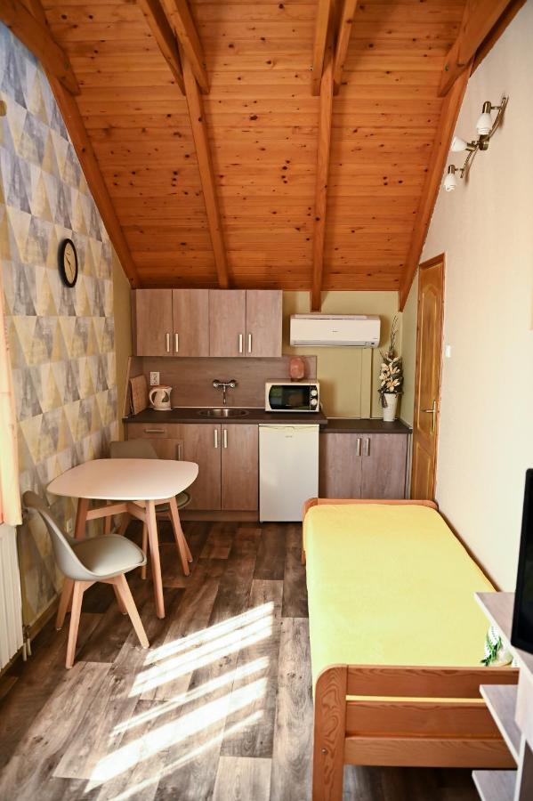 Angela Vendeghaz Hotel Tokaj Ngoại thất bức ảnh