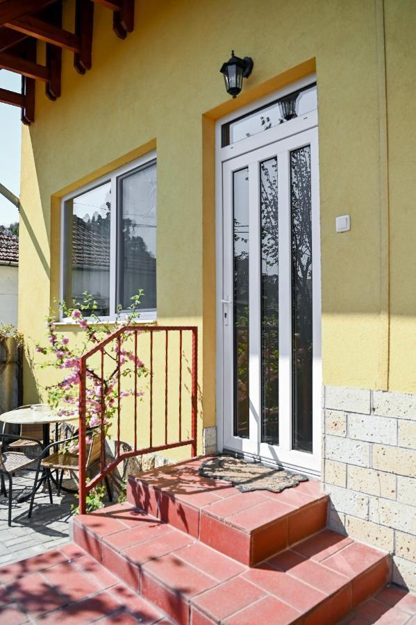 Angela Vendeghaz Hotel Tokaj Ngoại thất bức ảnh