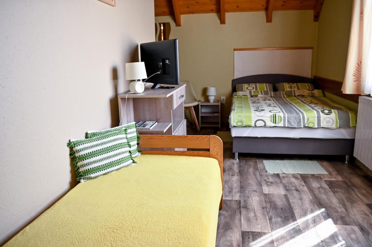 Angela Vendeghaz Hotel Tokaj Ngoại thất bức ảnh