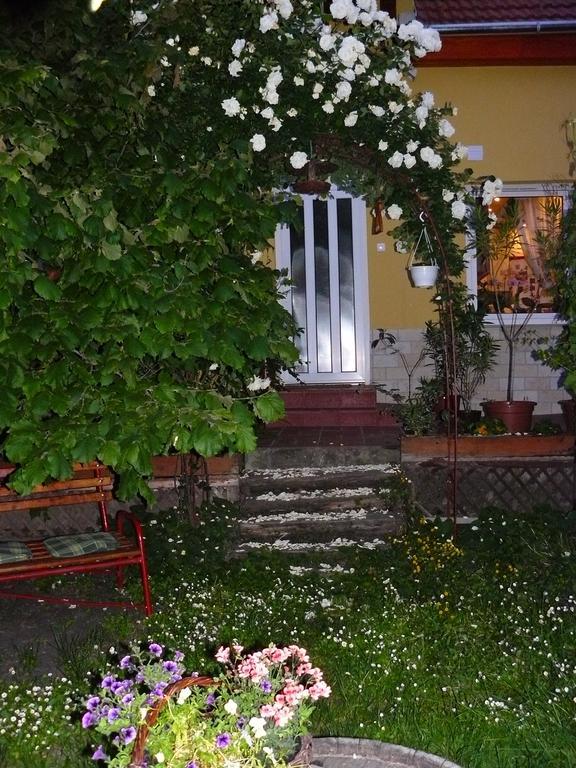Angela Vendeghaz Hotel Tokaj Ngoại thất bức ảnh