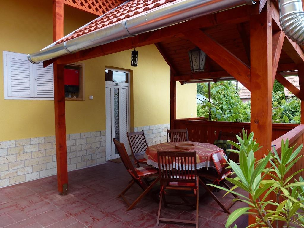 Angela Vendeghaz Hotel Tokaj Ngoại thất bức ảnh